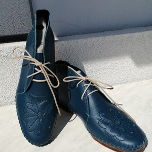 Handmade leather moccasin shoe blue image 7