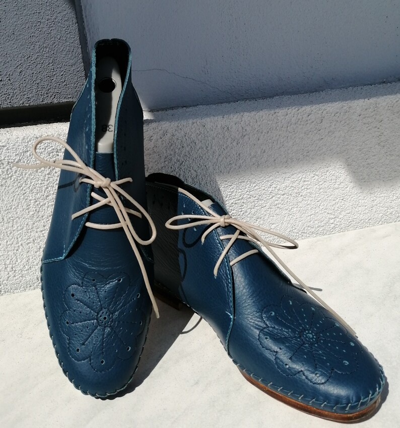 Handmade leather moccasin shoe blue image 7