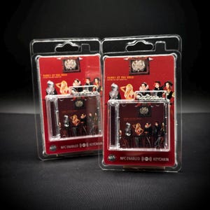 Panic! At The Disco: Gorączka, której nie da się wypocić (brelok z obsługą NFC)