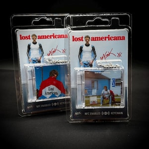 Machine Gun Kelly: Lost Americana (portachiavi con NFC)