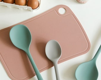 Dailylike Bonbon Silicone Utensils - 09 Wide Spoon (Deep Green)