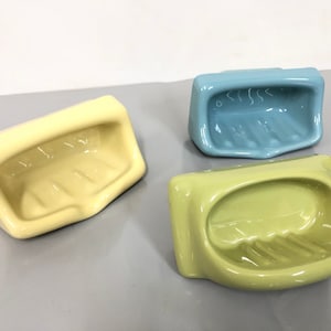 Turkish Ceramic Green/Yellow/Blue Bathtub Soap Holders, 80s, Turkey