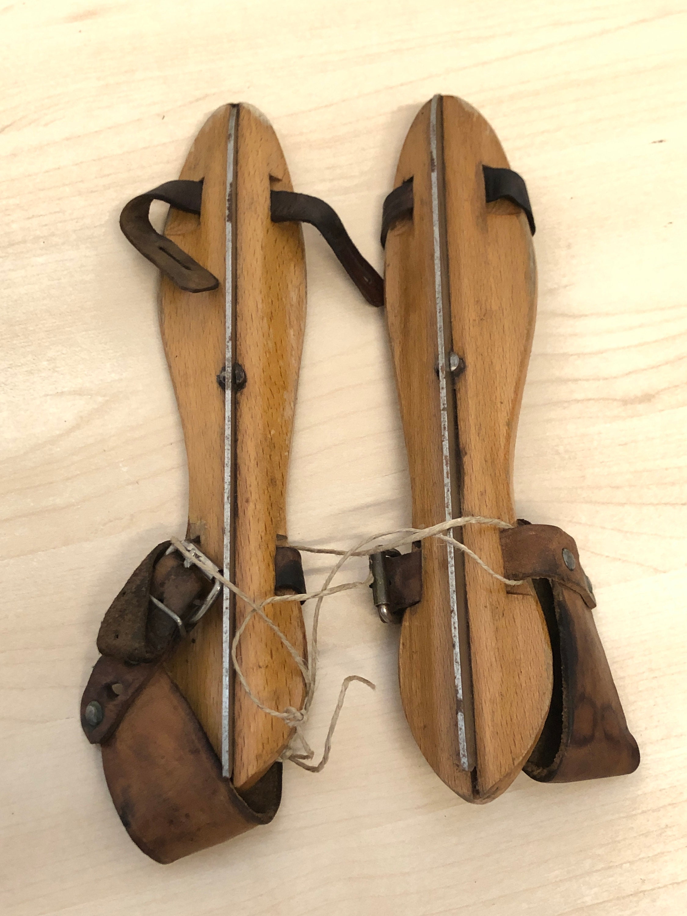 アンティーク オランダ ヒンデローペン 昔のスケート靴