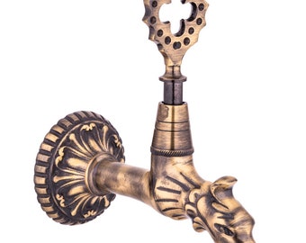 手作りの魚の形をしたアンティーク仕上げの真鍮製オスマン風蛇口