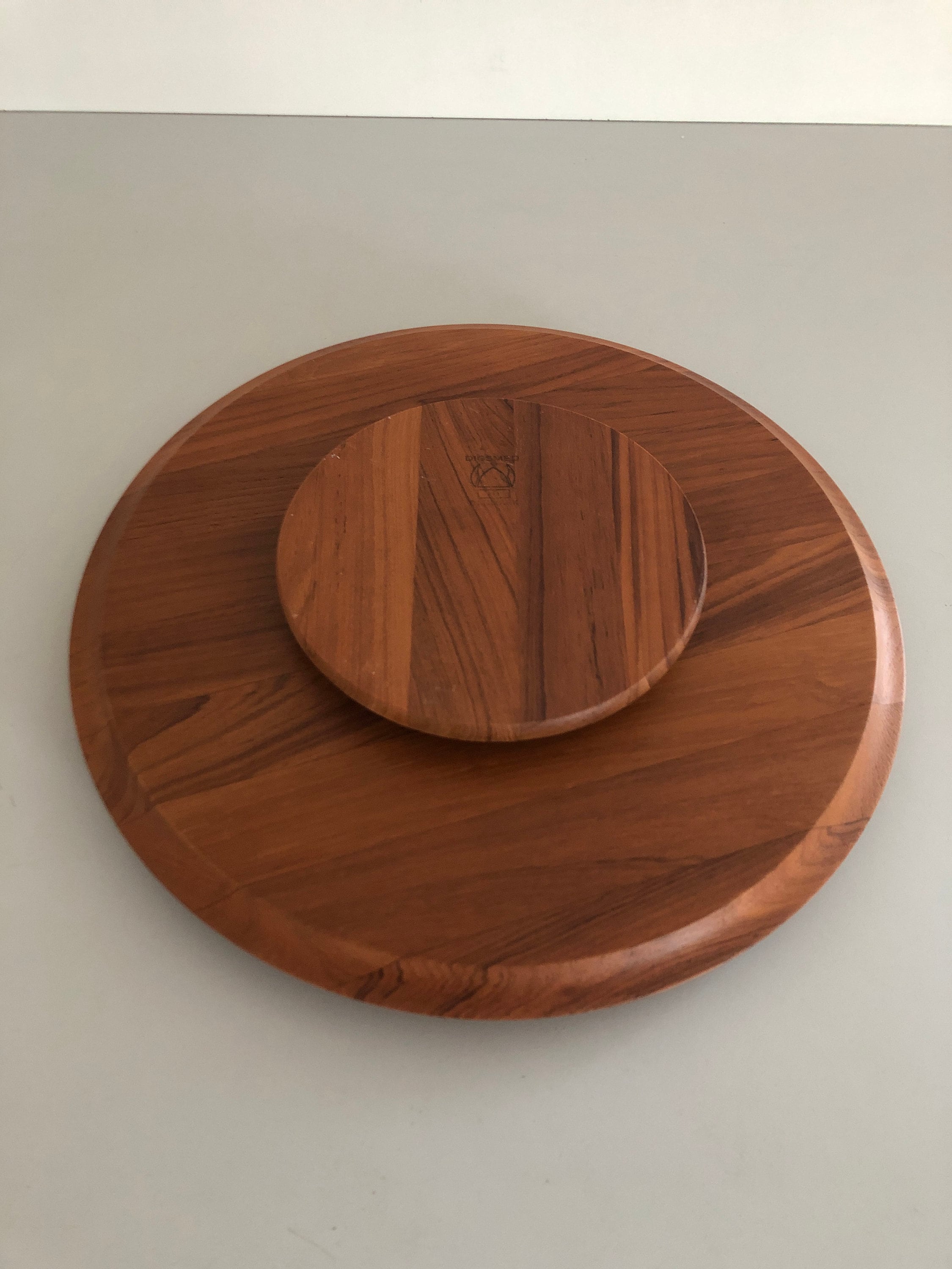 食器 DENMARK DIGSMED DESIGN 1964 Digsmed Denmark Teak Board | Chairish