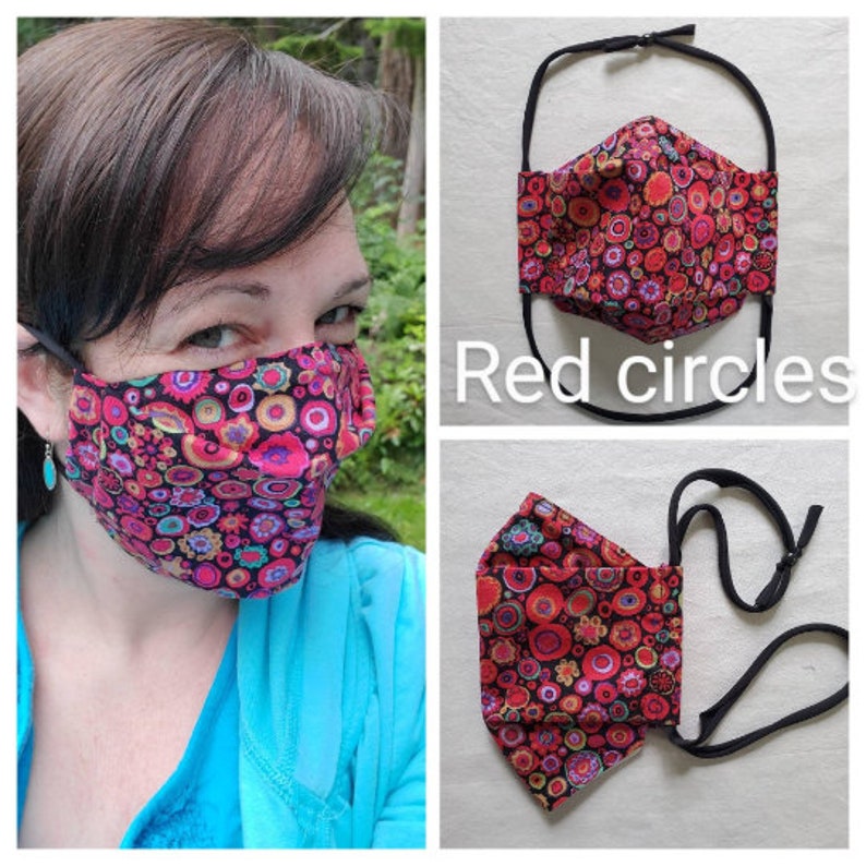 Jenny's Adult Small/Teen/Tween 3D Face Mask/Triple Layers with Non-Woven Polypropylene Liner/Behind Head Stretchy Straps w/ Bead Red circles on black