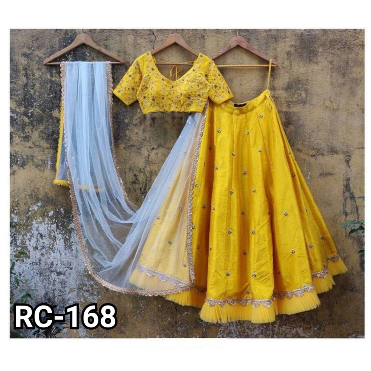 haldi ceremony lehenga