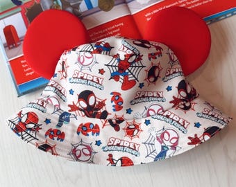 Web Friends Bucket Hat