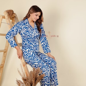 Cotton pyjama set for ladies cute bridesmaid pj set coxy loungewear block print floral gift for her