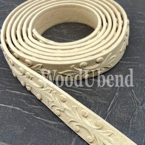 Modern Fleur De Lis WoodUbend Trim TR818 – 0.8” × 84” Bendable Molding – Heat-Flexible Decorative Furniture Appliqué for Elegant Upcycling