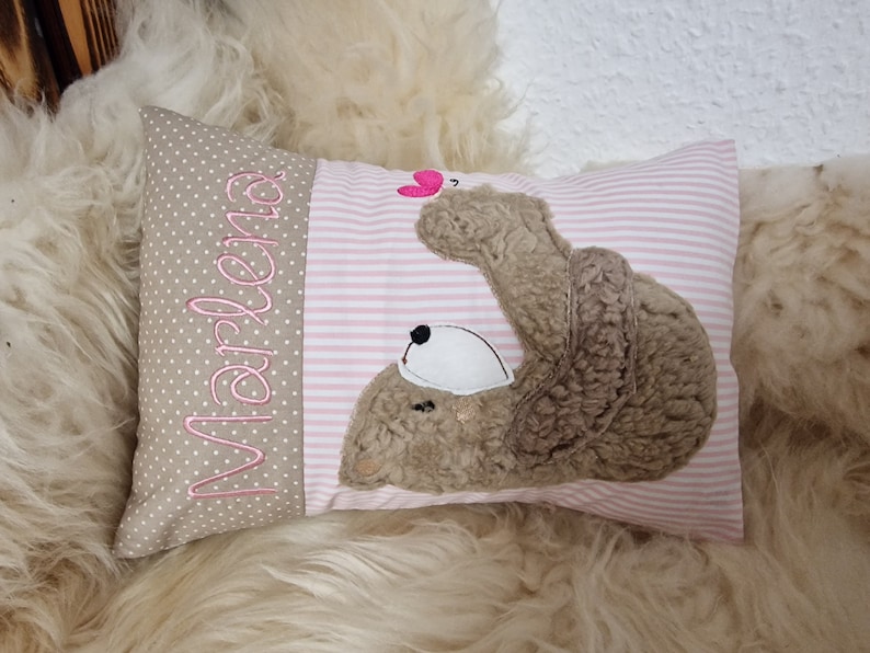 Kissen Taufkissen Bär Teddy Schmetterling Punkte hellbeige Streifen rosa 2tl & Wunschnamen Bild 1