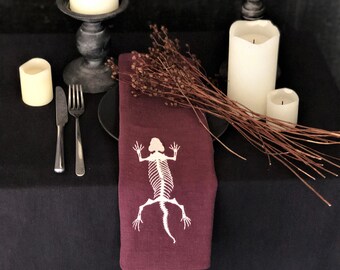 Embroidered ALIGATOR nettle napkin. For trendy halloween or any occasion decor