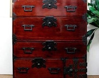 Isho Tansu - antique Japanese chest of drawers