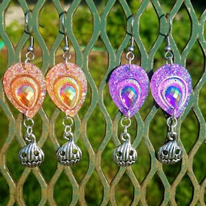 Halloween earrings, Jack-o-lantern Earrings, Purple, Orange, Halloween jewelry, pumpkin earrings, pumpkin jewelry, sparkle earrings, for her