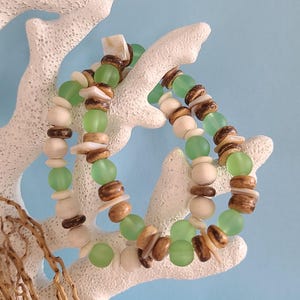 2pcs Shell Bracelets, Sea Glass Jewelry, Beach Bracelets, Ocean Lover Gift, Coastal Style Gift For Mom, Beachy Jewelry, Beach Vacation Gifts