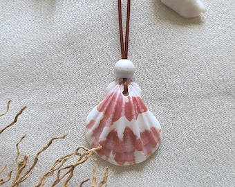 Scallop Shell Necklace, Boho Beachy Style, Coastal Jewelry, Beach Lover Gift, Tropical Island Vibes