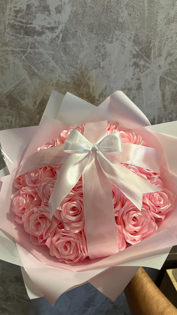 Pink Romantic Flower Present, Custom Eternal Rose Bouquet  display picture 1