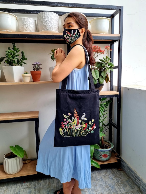 Embroidered Canvas Tote Bag Women Shopper Bag Floral Tote Bag Vintage Tote Bag Hand Embroidery Bag Wildflower Bag Tote Bag for Women Etsy