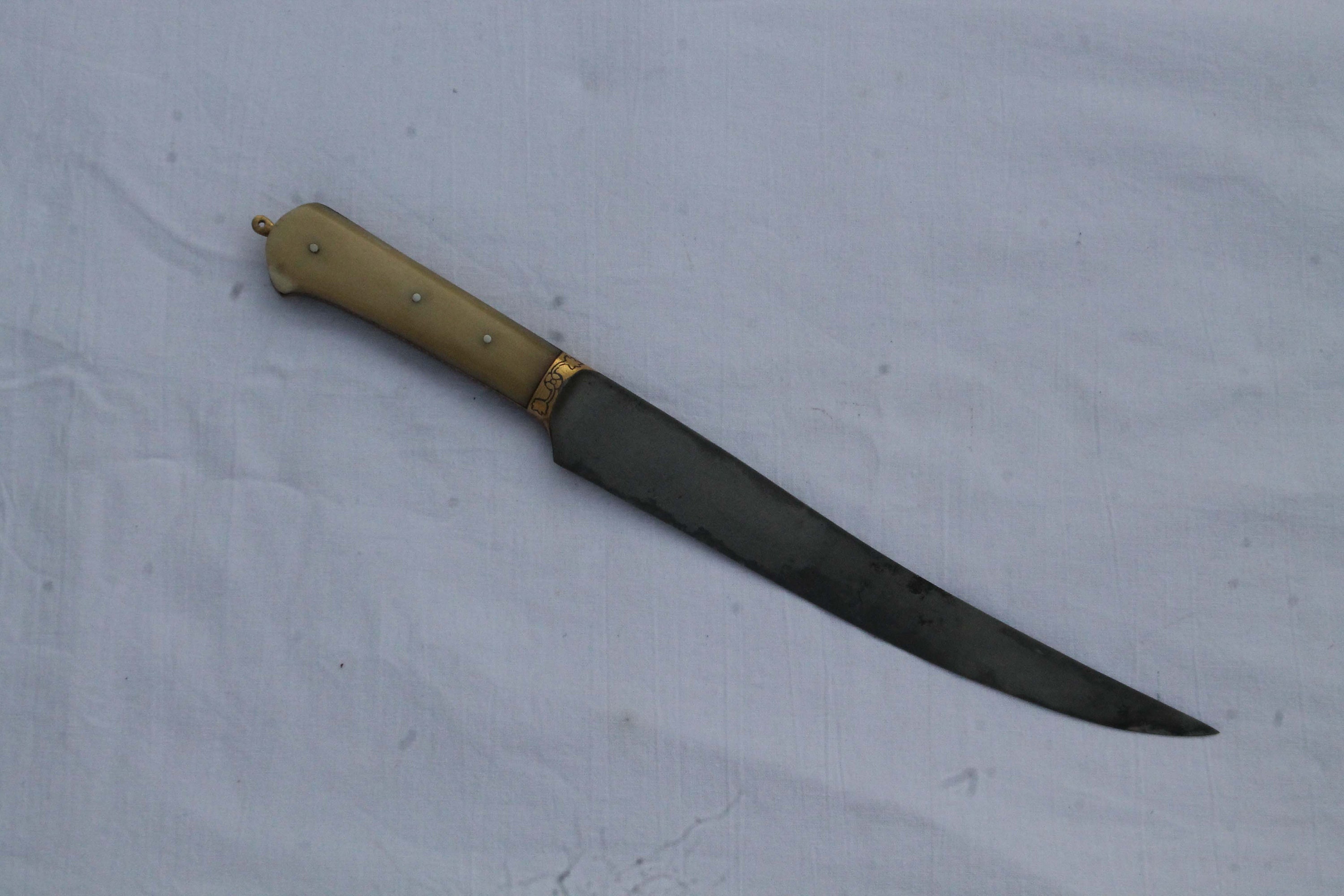 Old Vintage Mughal Islamic Gold Damascened Kard Dagger Curve Wootz ...
