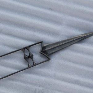 old vintage indo-Persian mughal rajput Maratha finest wootz pattern steel katar/katyar/tiger knife wooden scabbard  velvet sheath