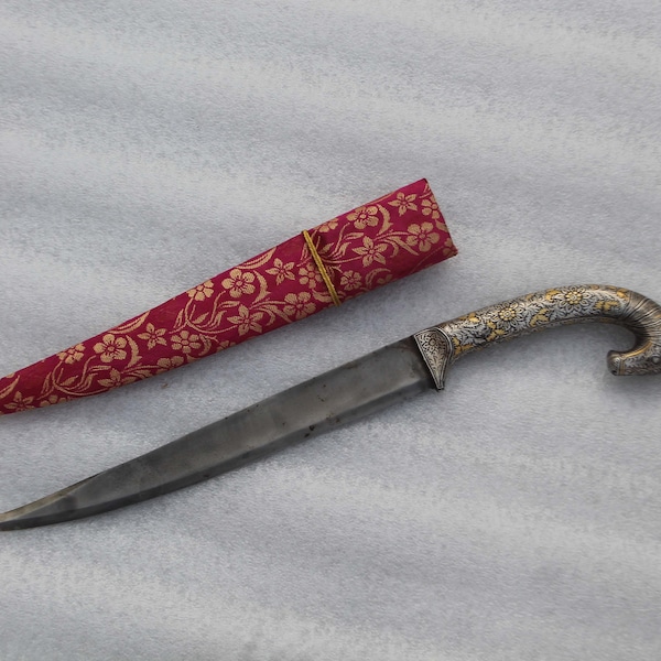 Old vintage mughal indo Persian gold & silver damascened dagger khanajar knife horse head handle wootz blade wooden cover design sheath