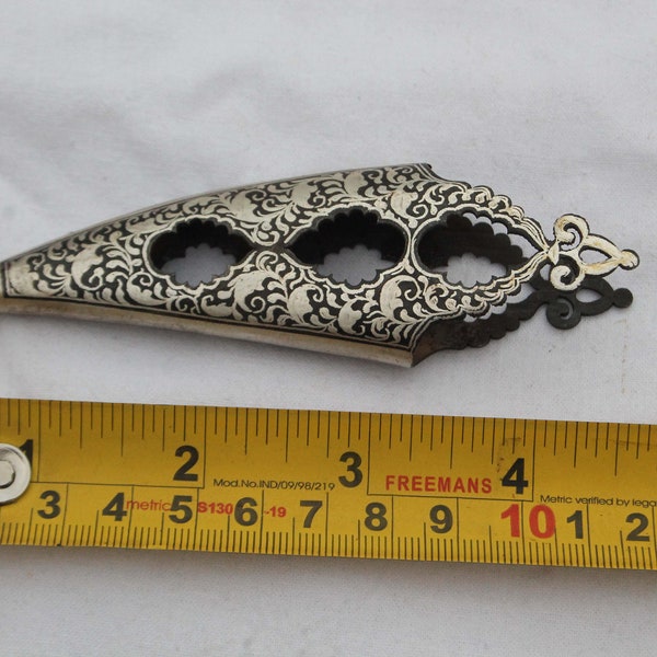 old vintage mughal Islamic ottoman silver damascened jambiya.kindjal, kard dagger chape/tip