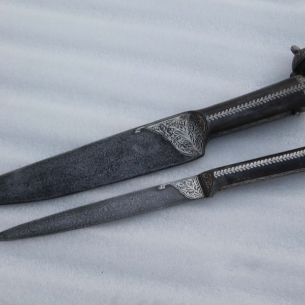 Old mughal indo-Persian silver damascened  iron handle double dagger kard knife no Khyber knife