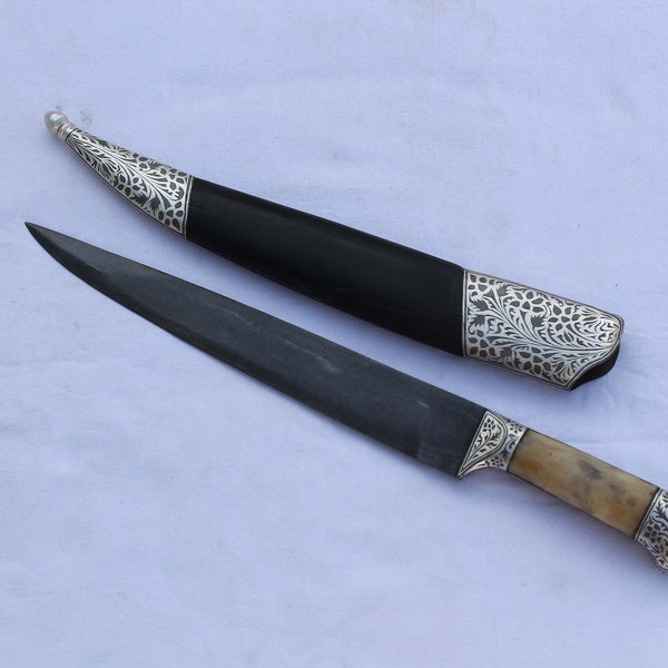 old Mughal indo-persian silver damascened rajputi fetehshahi kard dagger/peshkabz knife dagger khanjar no jambiya