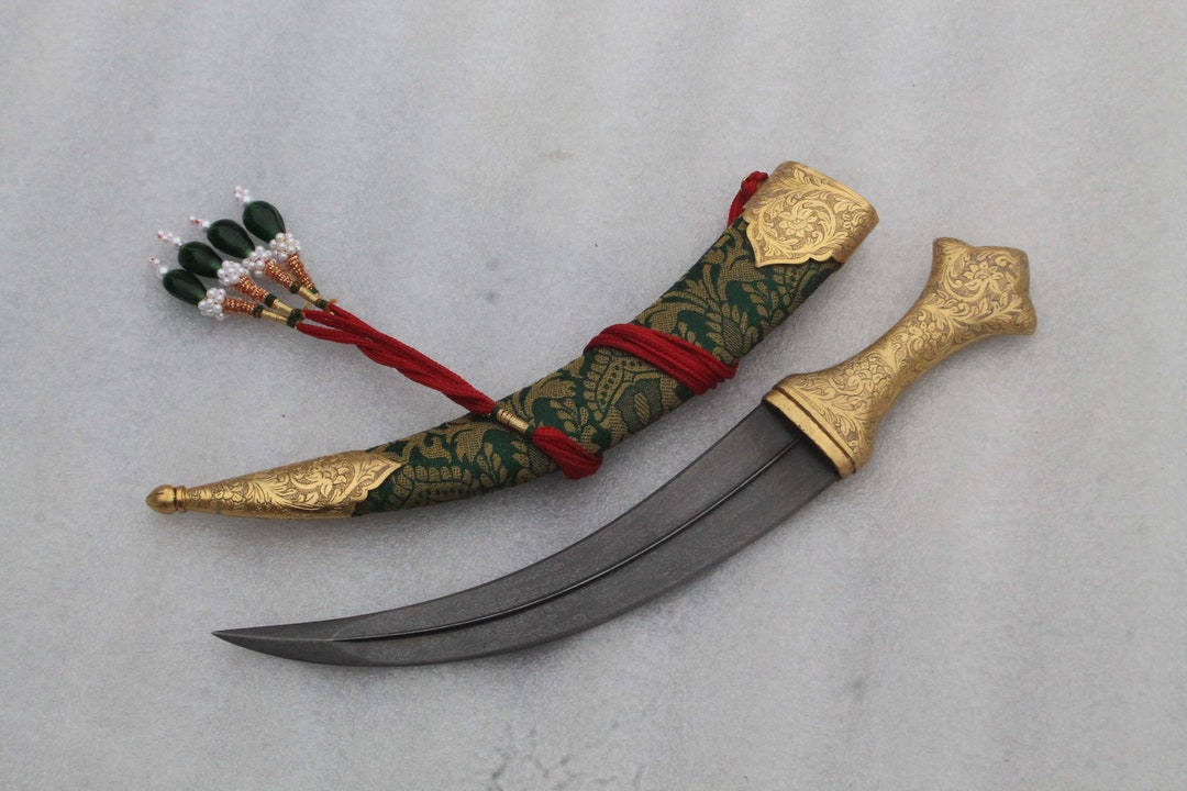 Vintage Mughal Wootz Jambiya Dagger: Gold Gilded Copper, Wooden Sheath ...