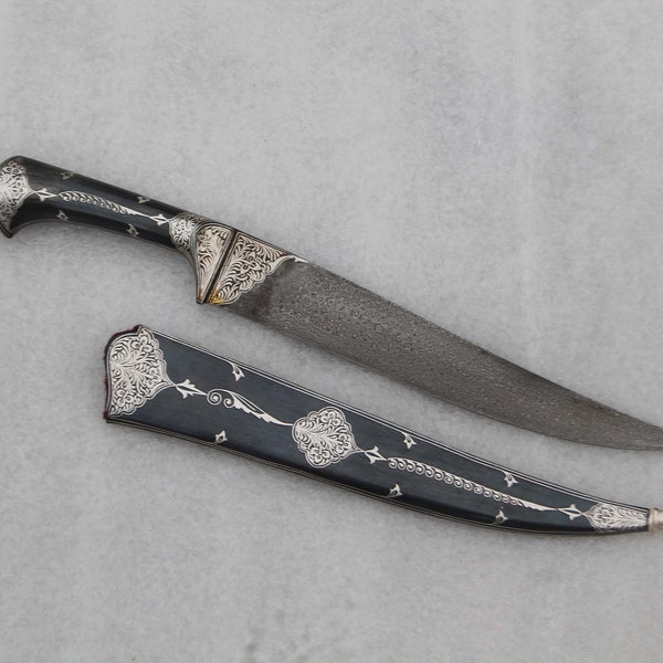 Maughal Indo-Persian ottoman silver inlaid  pesh-kabz kard dagger decorated scabbard Damascus blade silver stamp