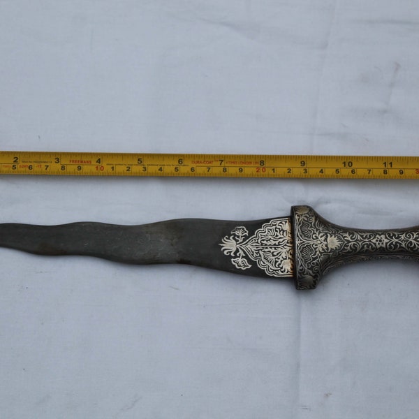old vintage mughal Indo-Persian silver damascened  khanjar dagger serpentine blade  no afghan Khyber knife