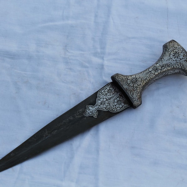 old vintage mughal Indo-Persian silver damascened straight  khanjar dagger  blade  no afghan Khyber knife