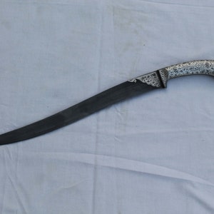 Mughal vintage old Persian ottoman old iron slightly curved blade khanjar / peshkabz knife silver damascened handle