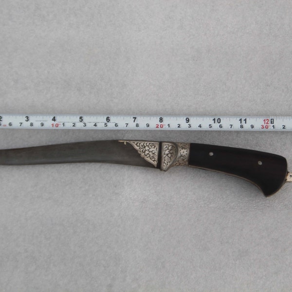 Mughal indo-Persian silver inlaid pesh-kabz dagger khanjar knife wooden handle dagger Damascus blade no Arabic jambiya