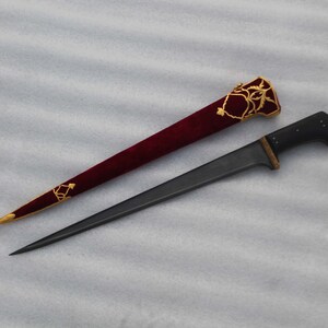 old vintage mughal Indo-Persian gold inlaid Khyber knife &quot;T&quot; section  wootz blade wooden cover red velvet  wootz blade gold gilt chap locket