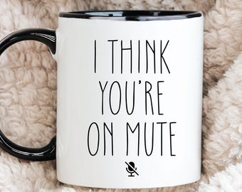 Taza "Creo que estás en silencio": Divertida taza de café para trabajar desde casa