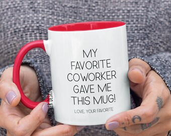 Tazza Divertente Con Scritta Yet Despite The Look On My Face – Regalo Ufficio, Ceramica Di Qualità, Lavabile In Lavastoviglie E Microonde, Confezione Regalo