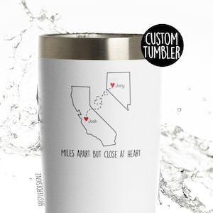 Miles Apart But Close At Heart Tumbler Cup, Tumbler personnalisé, Amitié longue distance, Cadeau longue distance, Cadeau de déménagement, Départ d'un collègue