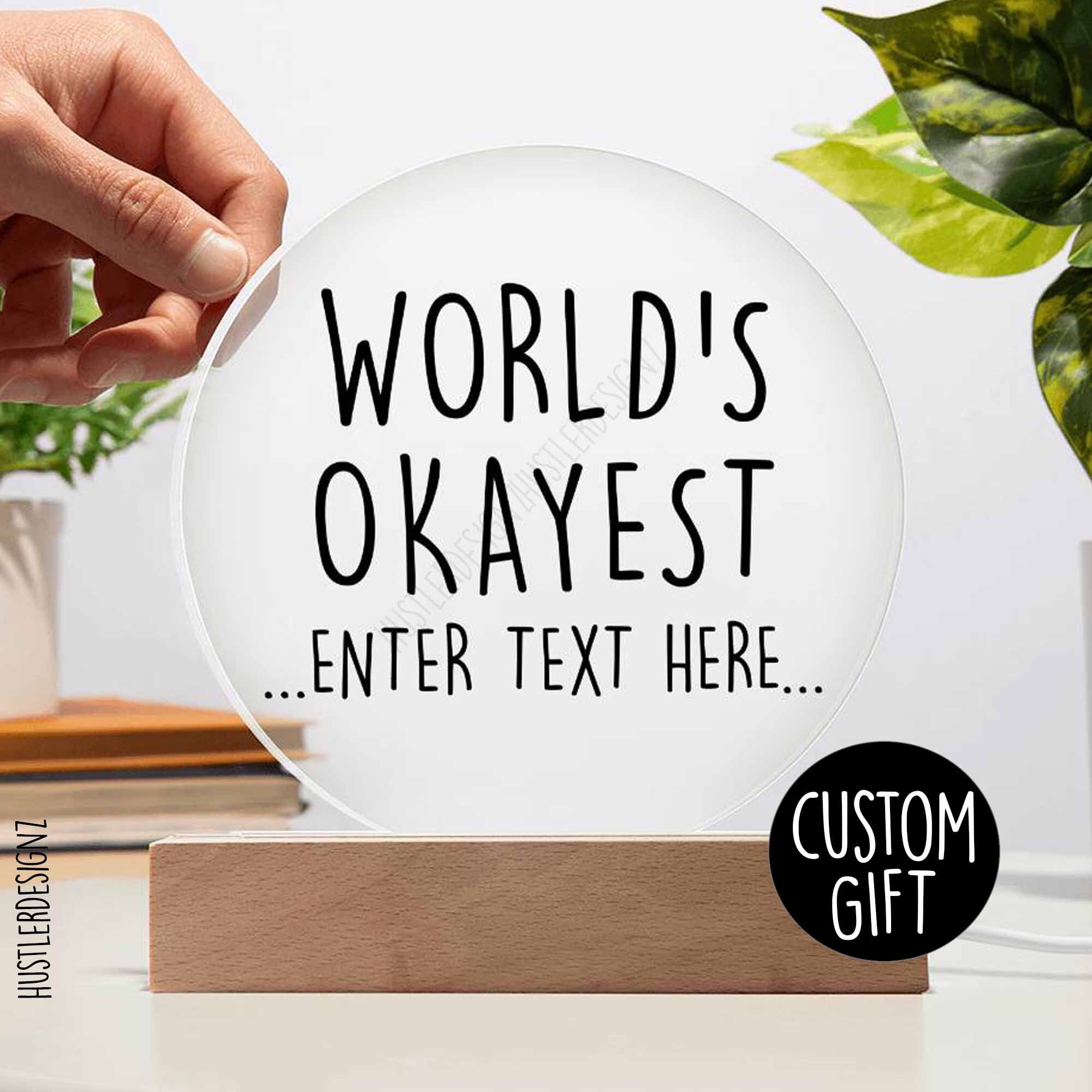 GreatsカスタムWorld 's Okayest Brother、最高のギフトBrother Travel Mug (シルバー) - 14オンス