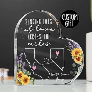 Senden viel Liebe über die Meile | Benutzerdefinierte Herz Plakette | Floral Acryl Geschenk | Fernfreundschaft & Beziehung Andenken