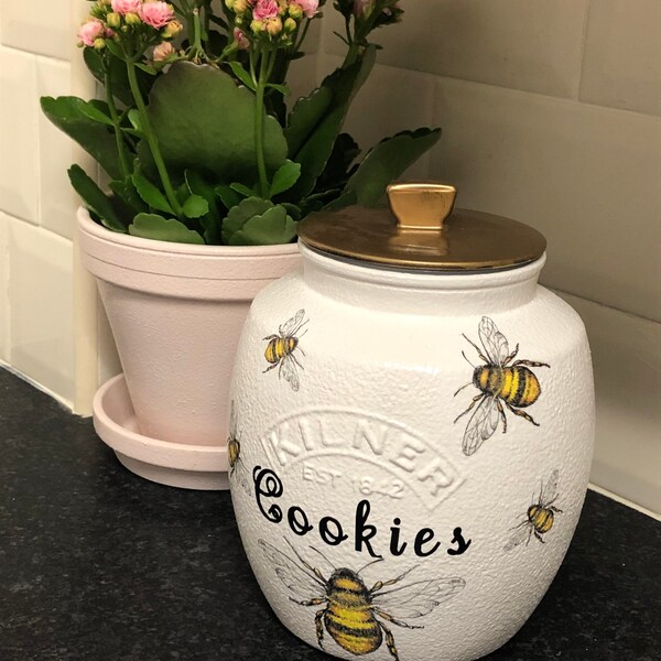 Striking white bee kilner cookie jar