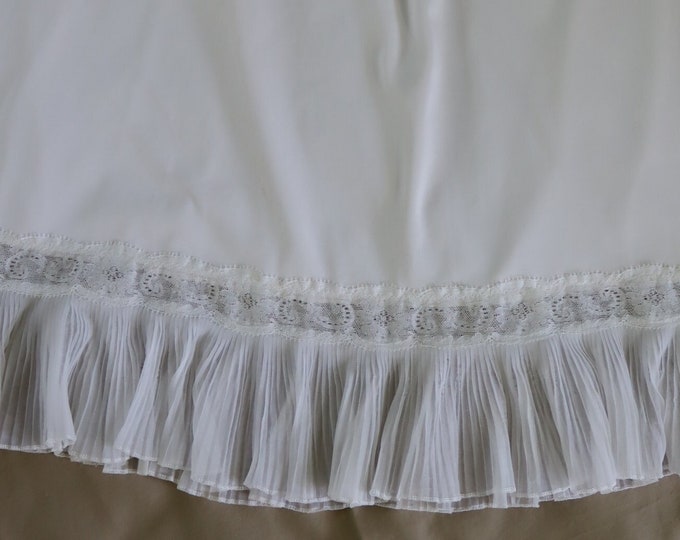 Vintage Ivory Half Slip / Skirt Slip With Chiffon Ruffle by Charmode