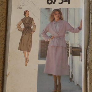 1970s Jacket, Vest, Shirt and Blouse Pattern for stretch knits by Simplicity 8754 size 14 - Groovy 70s outfit pattern
