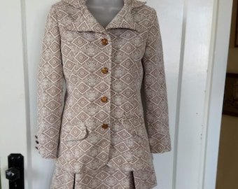 1970s Mini Skirt and Wide Collar Jacket - Vintage Women&#39;s  Skirt Suit - Abstract Print Vintage Mini Skirt Suit Set - Groovy Wide Lape Suit