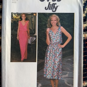 Easy Shoulder Tie Sundress Pattern by Jiffy / Simplicity 8955 - 1970s Summer Dress Pattern