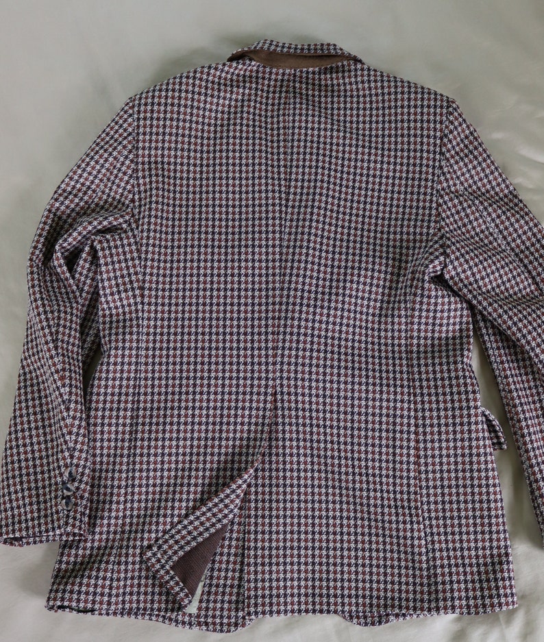Mens Houndstooth Plaid Wide Collar Jacket or Sports Coat from 60s or 70s image 7