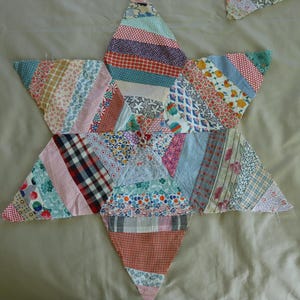 5 Vintage Lone Star Quilt Blocks - Large 6-point star old quilt blocks with feed sack / flour sack scraps - Patchwork Star Quilt Blocks