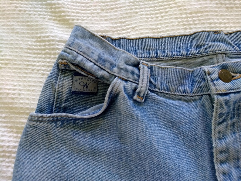 19801990s High Waisted High Rise Jeans by Wrangler
