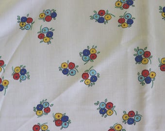 2 1/2 Yards Seidiges Polyester Kleid oder Bluse Stoff - Aqua, Gelb, Rot, Blau Floral Vintage Stoff