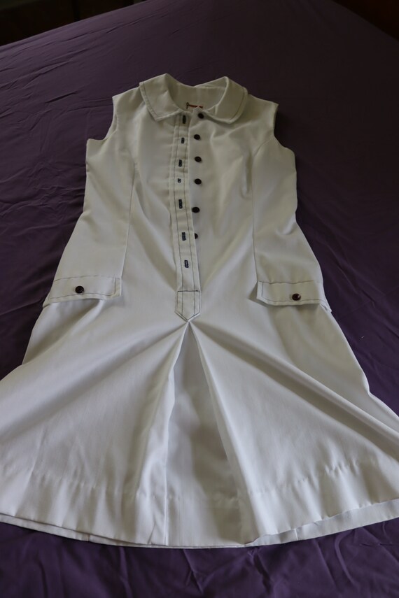 1960s/1970s White Sleeveless Dress / White Nautic… - image 3